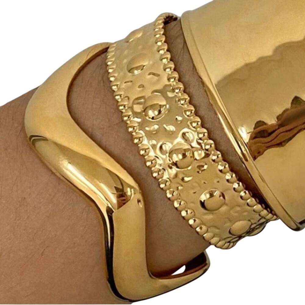 Gold Tone Chunky Cuff Bracelet Hammered Adjustable Swivel Curved Boho Fall